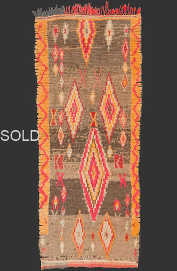 TM 2305, pile rug from the region west of the city of Boujad with unusual beige background colour + a drawing in vibrant pink + softly faded orange hues, central plains, Morocco, 1990s, 250 x 105 cm (8' 4'' x 3' 6''), high resolution image + price on request




